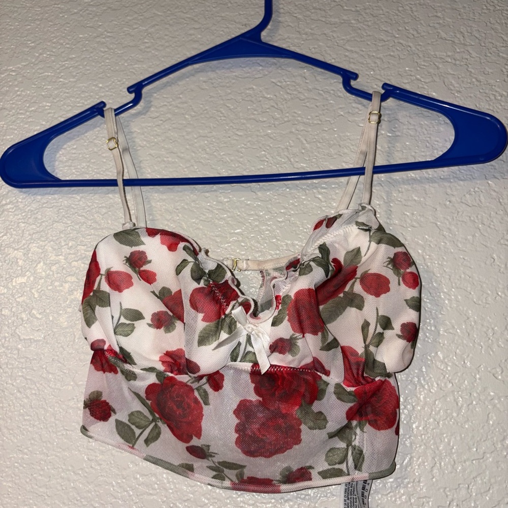 Forever 21 Red Floral Cropped Tank